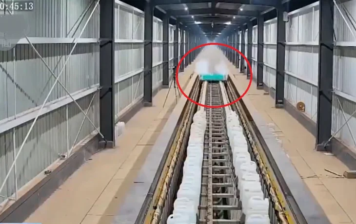 От 0 до 700 км/ч за 2 секунды &mdash; китайцы установили рекорд для транспорта на магнитной подушке